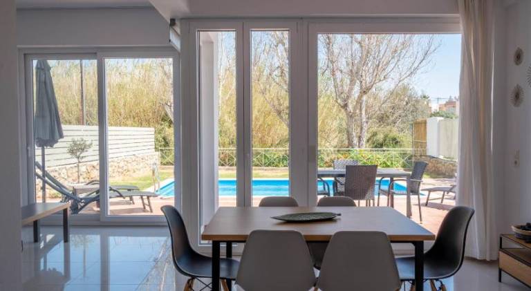 Villa with pool | Next to the beach | Pet-friendly — photo 3
