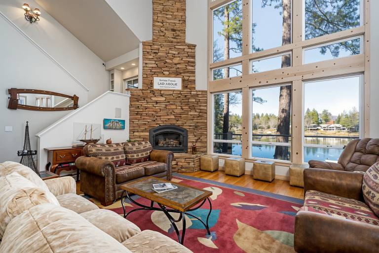 House Groveland