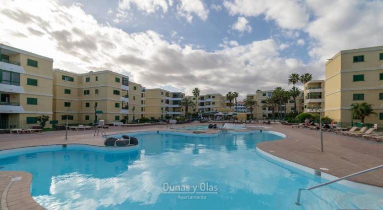 Apartment with pool in San Bartolomé de Tirajana