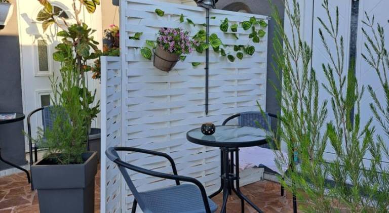 Apartment with barbecue, garden & patio — photo 5