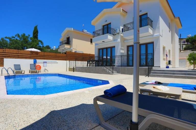 Villa  Lysos