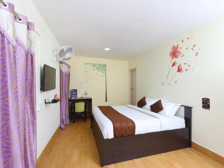OYO 7697 India Gate Par View in Chennai