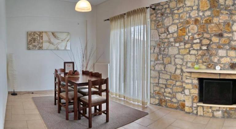 Villa with terrace, jacuzzi & yard | Next to the beach | Pets allowed — photo 4