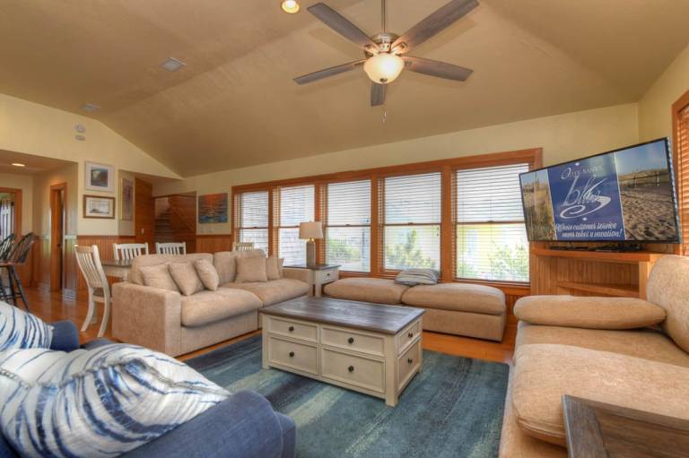 Tar Valier 1775 ft from the beach Dog Friendly, Private Pool, Hot Tub Duck — photo 4
