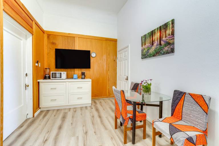 Montara Apartment w/ Yard Near Beaches in San Mateo, CA