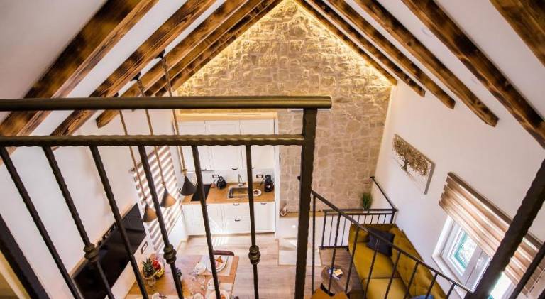 Reval Luxury Stone house apartments — photo 3