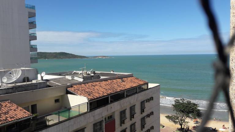Apartamento Enseada Azul