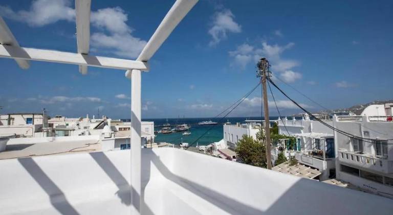 Pleasant holiday apartment with patio | Pets allowed in Mykonos
