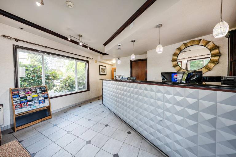 District Hotel — photo 3