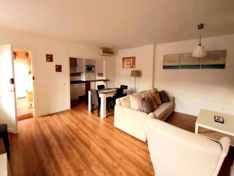 Apartment | Next to Seville Cathedral — photo 3