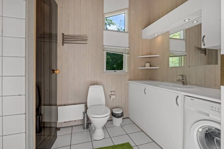 House with sauna, jacuzzi & garden — photo 5