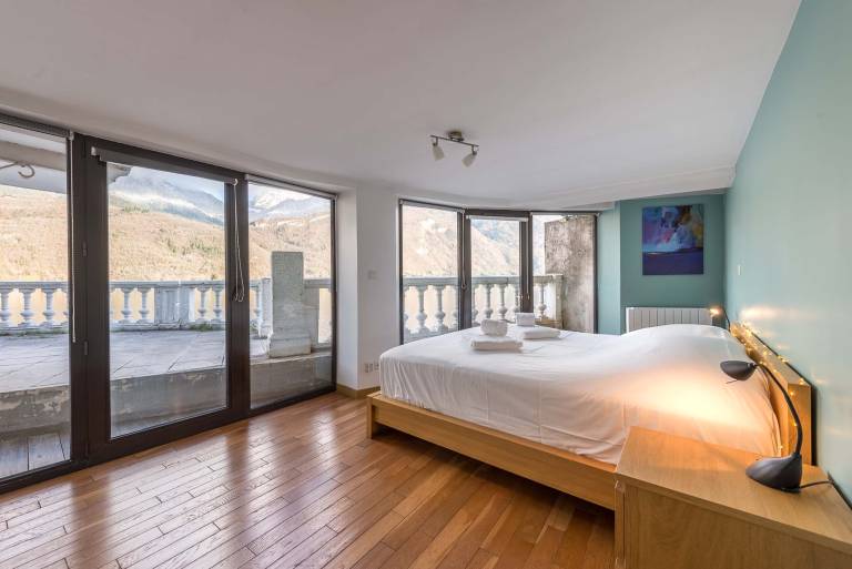 Family-friendly holiday apartment with patio | Lake view | Dogs allowed — photo 4