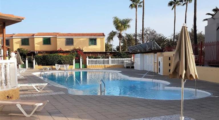 Holiday apartment with garden & pool | Dogs allowed — photo 3