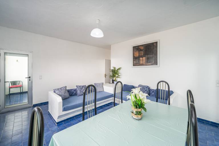 Apartment 'Alberto' with Sea View, Wi-Fi and Air Conditioning — photo 4