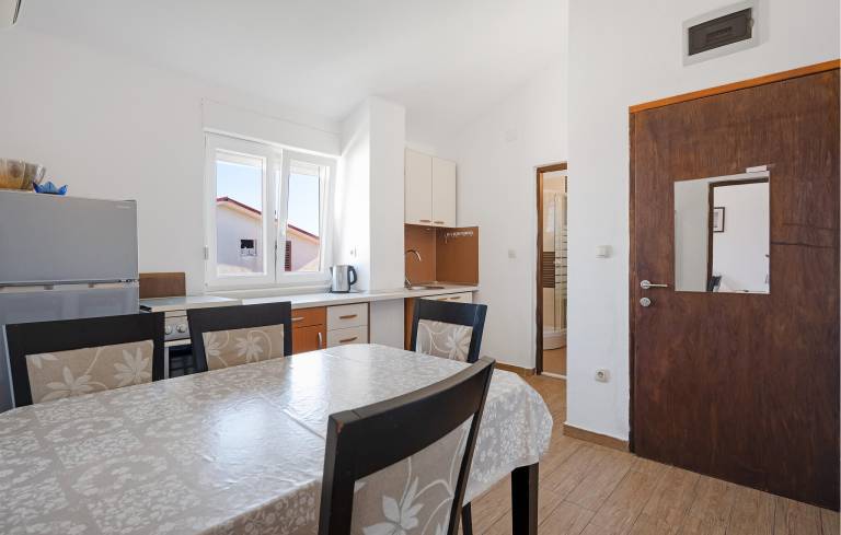 Apartment Pirovac