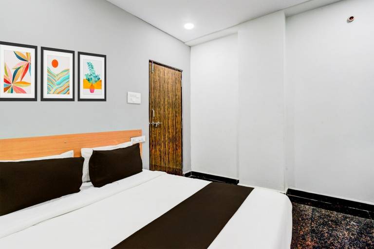 Super Hotel O Malkajgiri