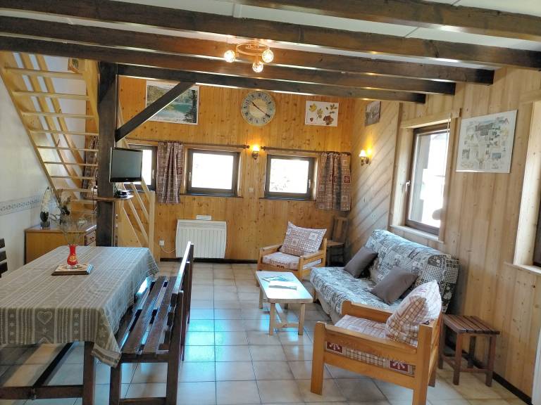 Cottage with barbecue — photo 4