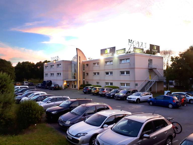 Good Night Hotel in Saint-Omer