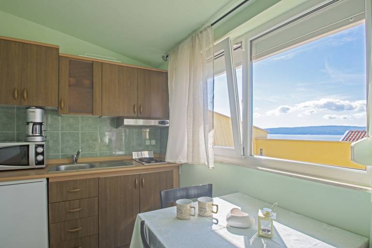 Beautiful holiday apartment with terrace | Sea view | Dogs allowed in Crikvenica
