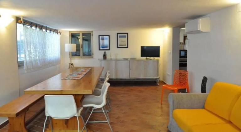 Rental apartment with 2 rooms for 4 persons — photo 2