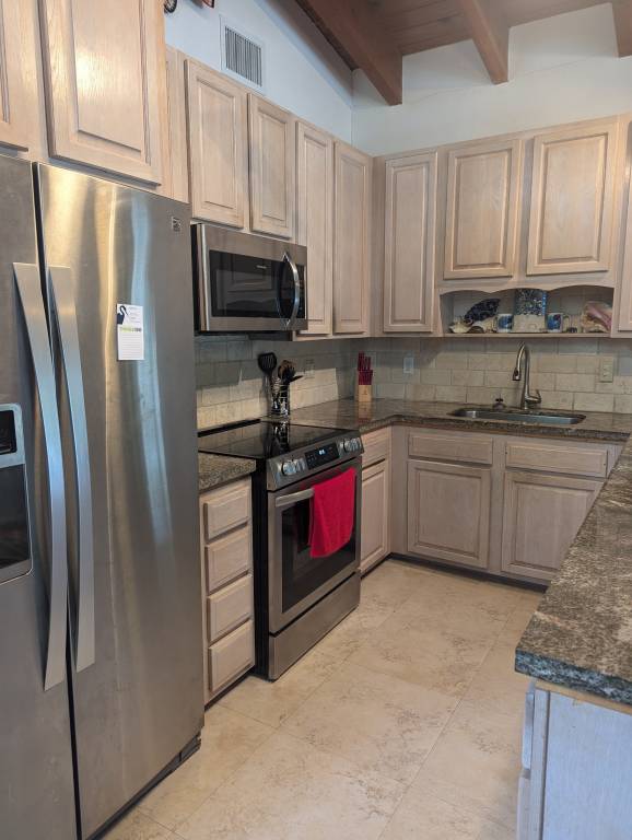 Deep Water Home located in White Marlin Beach Neighborhood — photo 4
