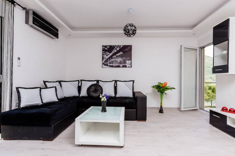 Villa Tivat