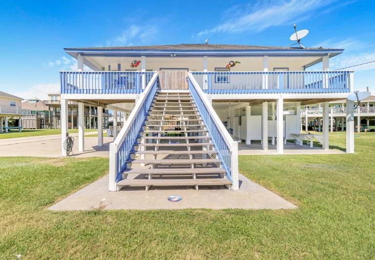 House with barbeque | Beach view in Bolivar, TX