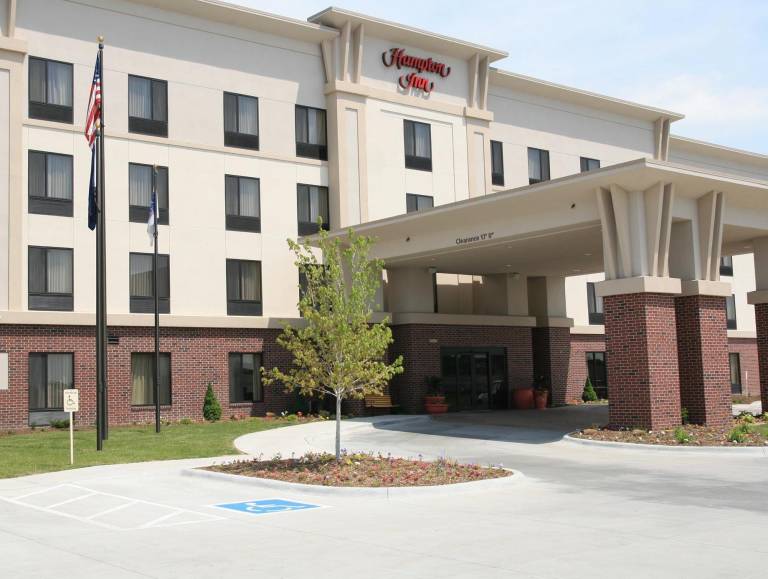Hampton Inn Omaha West Lakeside