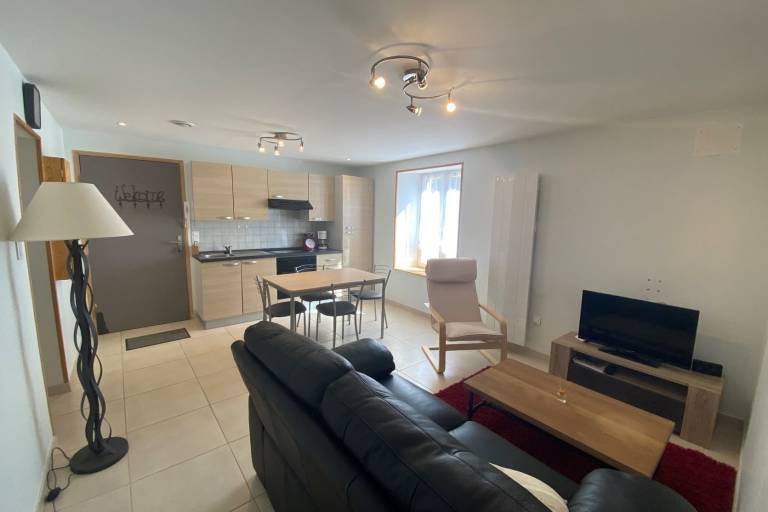 Family-oriented pleasant apartment | Dogs allowed — photo 3