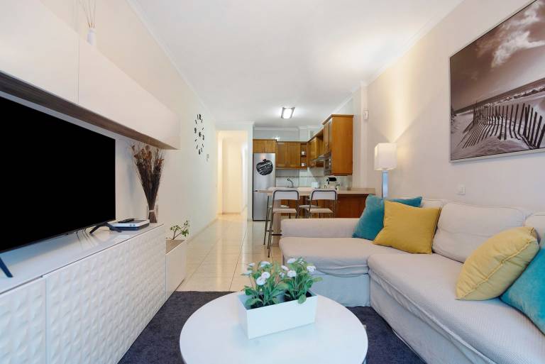 Vacation Home "Apartamento Playa de Las Canteras" with Wi-Fi — photo 3