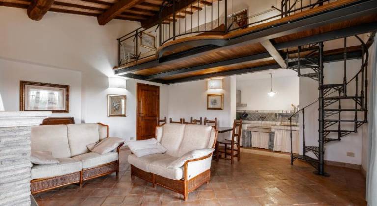 Farm with terrace, garden & pool | Pets allowed in Pitigliano