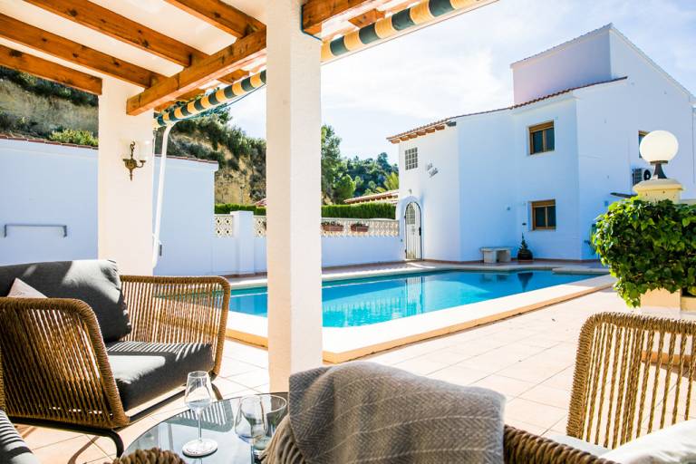 Villa with private pool, terrace & barbeque in Alicante