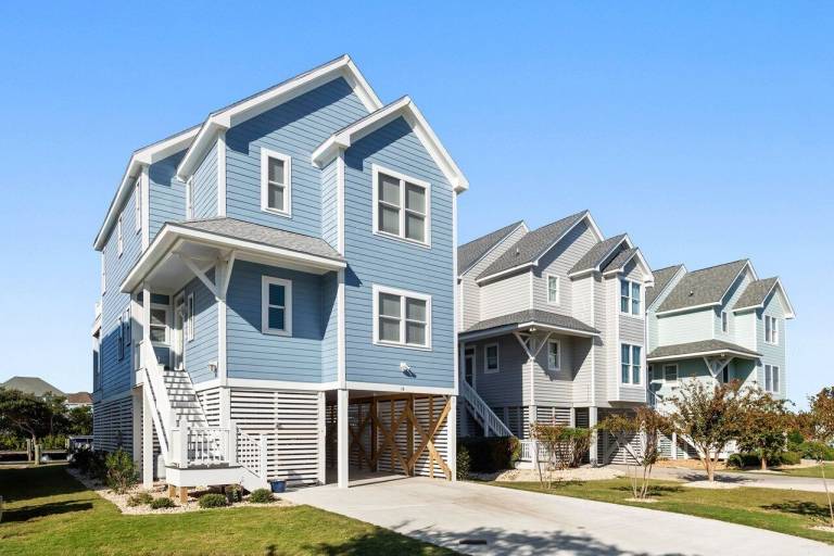 House Manteo
