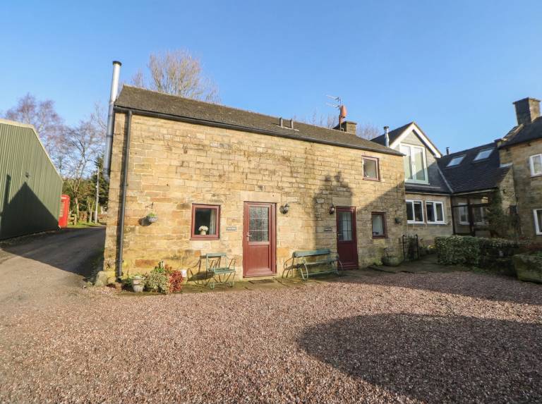 Child-friendly cottage with yard | Pets are welcome in Derby