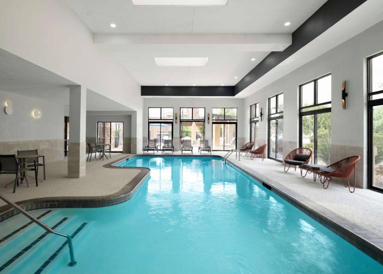 Hampton Inn & Suites Dallas-DFW ARPT W-SH 183 Hurst — photo 2