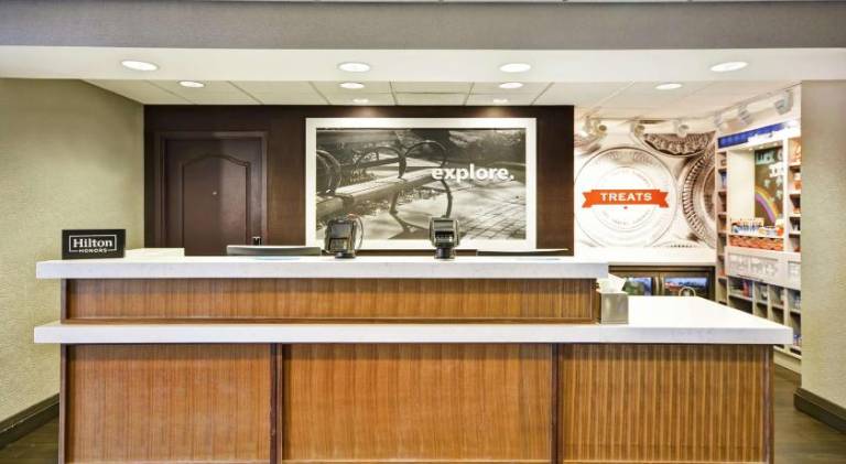Hampton Inn & Suites by Hilton Columbus-Easton Area — photo 5