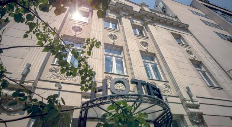 Public House Hotel in Belgrade