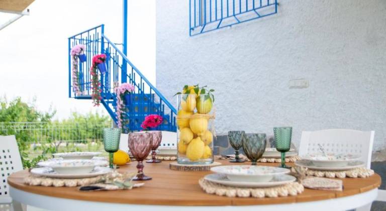 Villa with BBQ, private pool & yard | Suitable for remote work | Pets allowed — photo 3