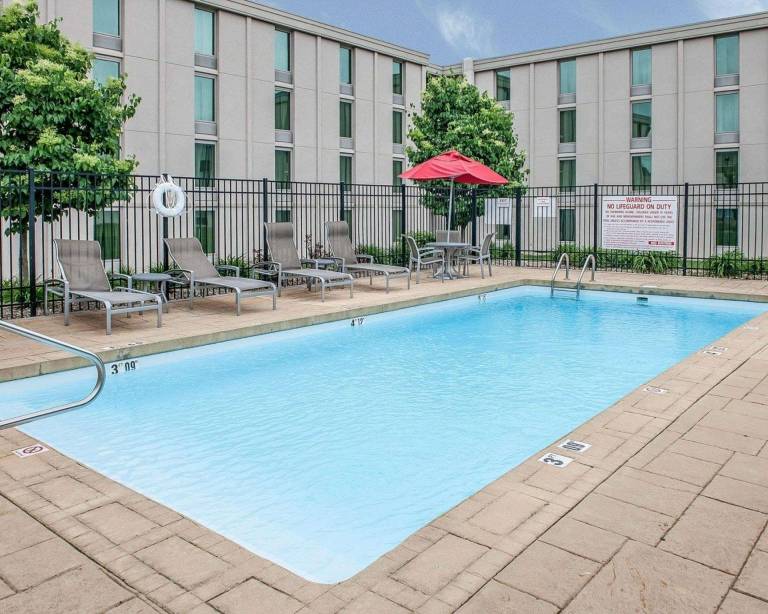Comfort Inn Bloomington near University — photo 3