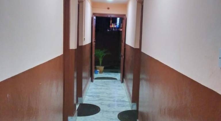 Serviced apartment with patio & yard — photo 5