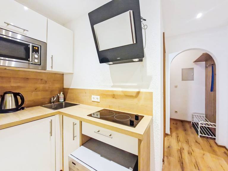 Fully equipped pleasant holiday apartment with terrace, sauna & yard | Mountain view | Pets are welcome — photo 3