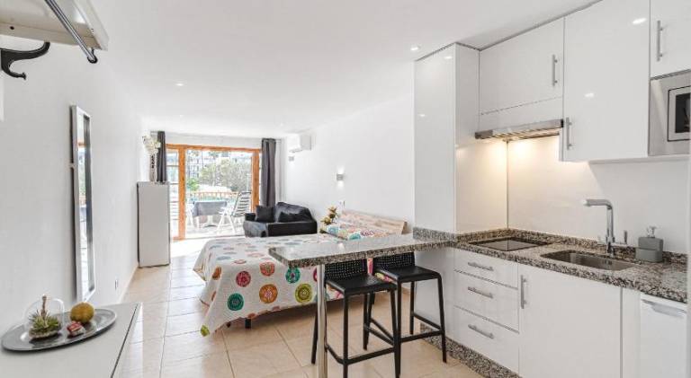 Rental apartment with pool | Next to the beach | Dogs allowed — photo 3