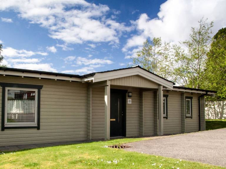 Cottage  Silverglades