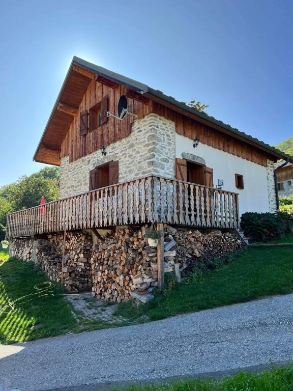 Chalet  Saint-Jean-de-Maurienne