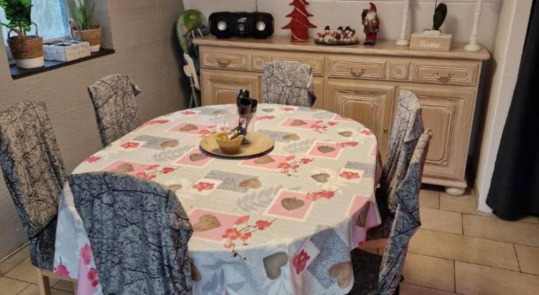 Chalet with 2 rooms for 5 persons — photo 4