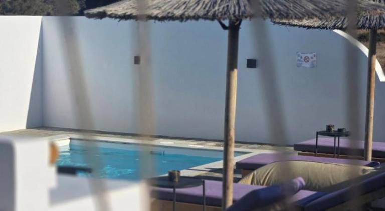 Villa with private pool, patio & BBQ — photo 5