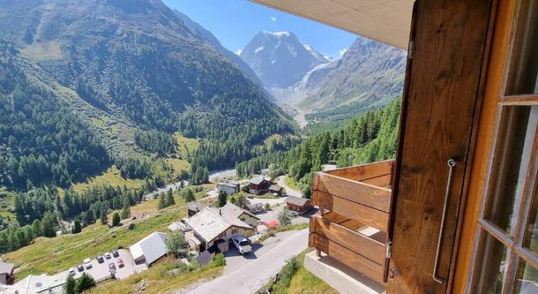 Rental apartment with 2 rooms for 7 persons in Bagnes