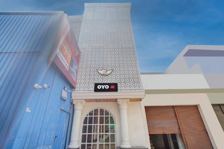 Hotel O Fly High