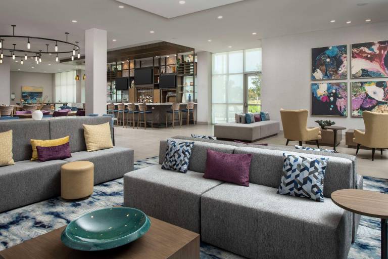 Hilton Garden Inn Pensacola Downtown in Gulf Breeze, FL