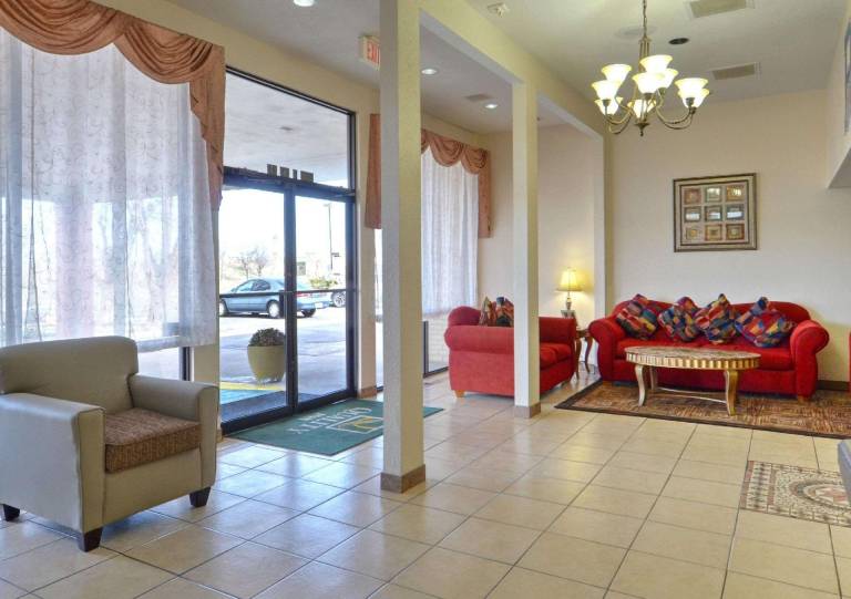 Quality Inn Plainview — photo 3